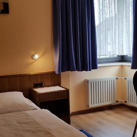 Hotel Garni Julia Linnich Kültér fotó