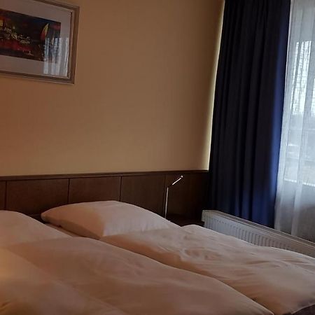 Hotel Garni Julia Linnich Kültér fotó