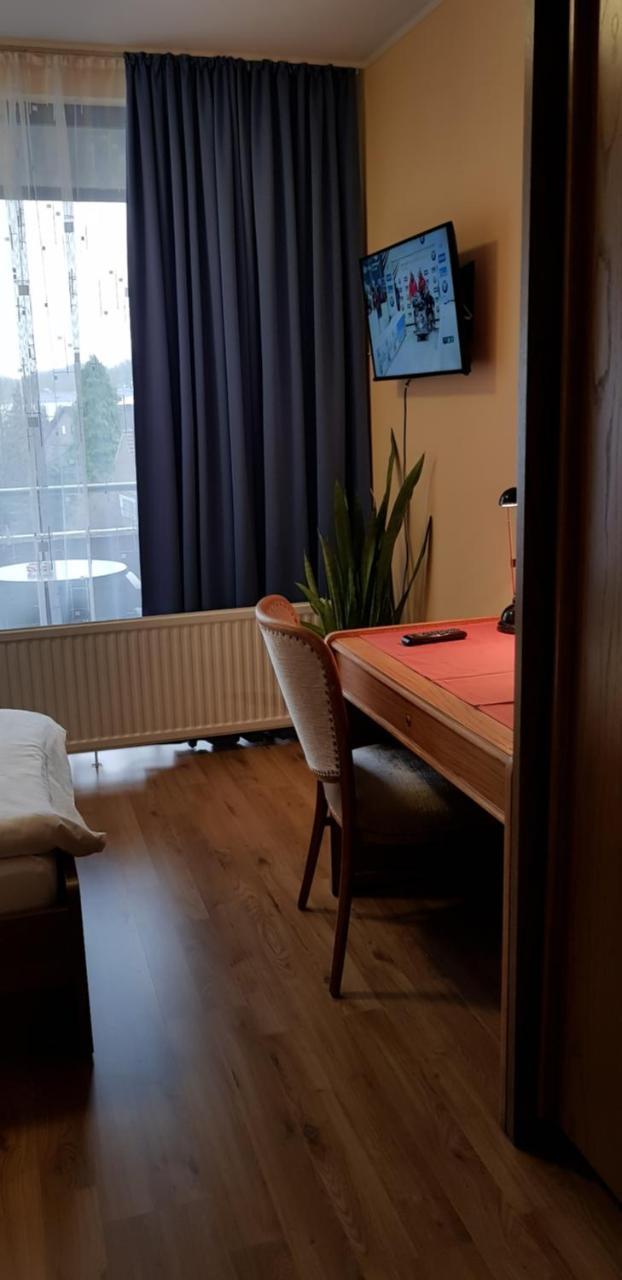 Hotel Garni Julia Linnich Kültér fotó