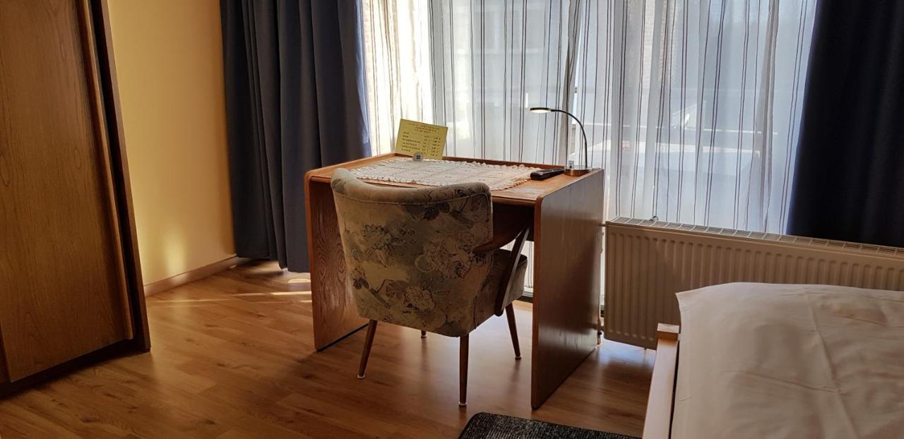 Hotel Garni Julia Linnich Kültér fotó